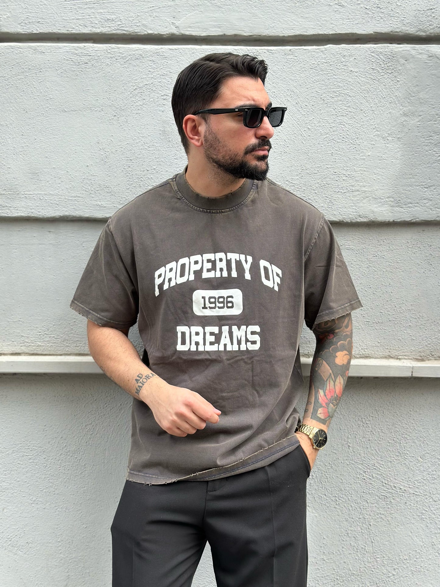 T-SHIRT “PROPERTY OF DREAMS”