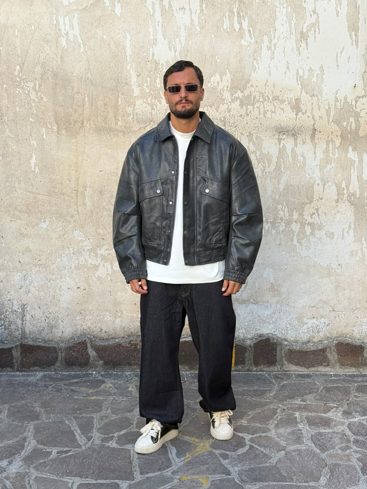 Giubbotto in pelle grigio scuro