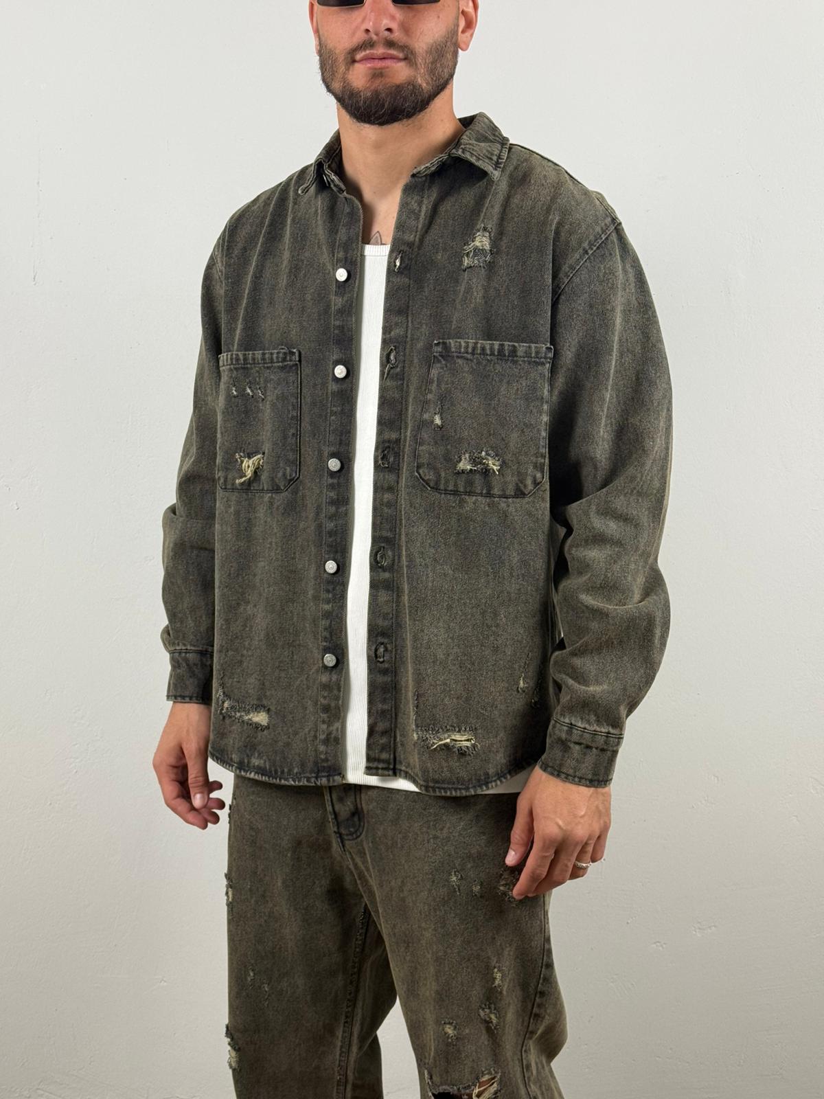 Cordinato in denim sabbiato con rotture