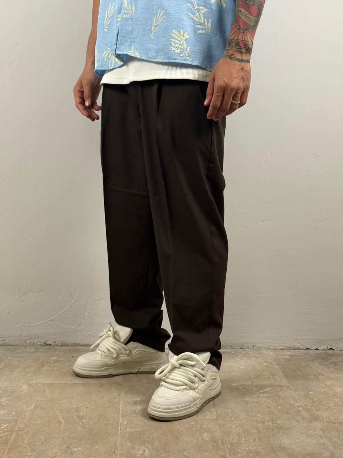 Pantalone fondo ampio marrone