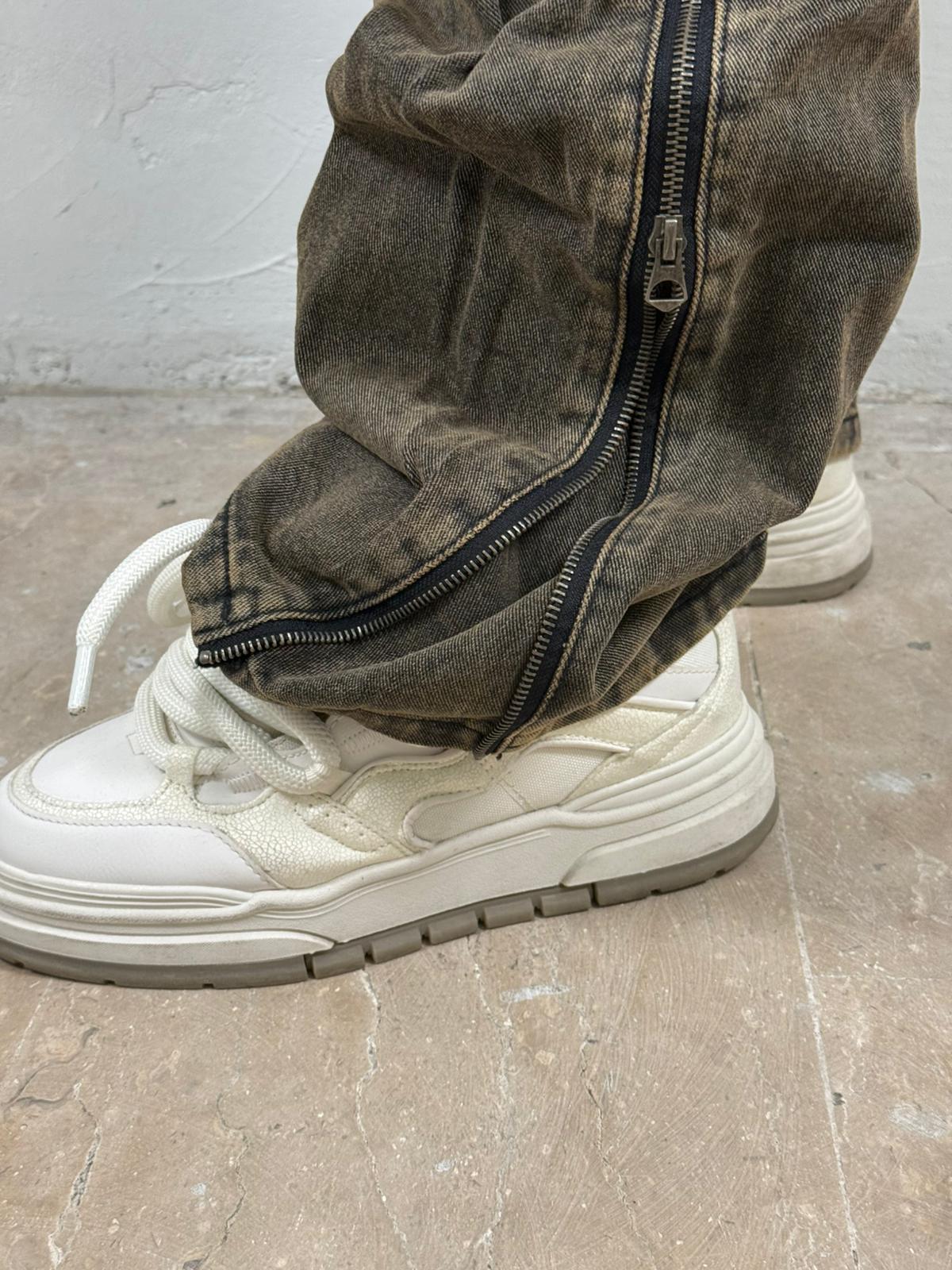 Baggy sabbiato con zip
