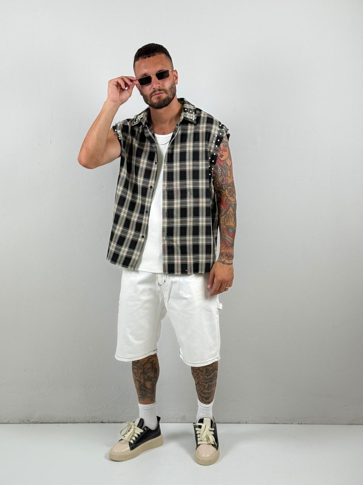 Camicia division giro manica nera