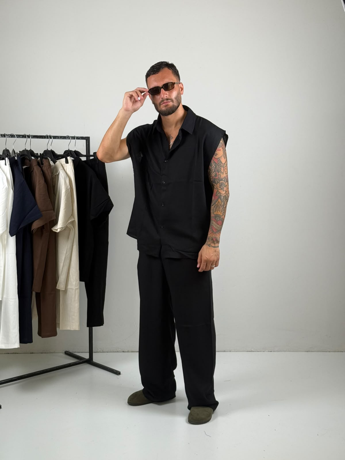 Coordinato in Lino giro manica black