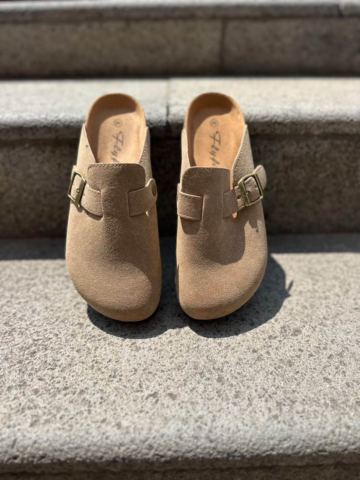 Boston khaki