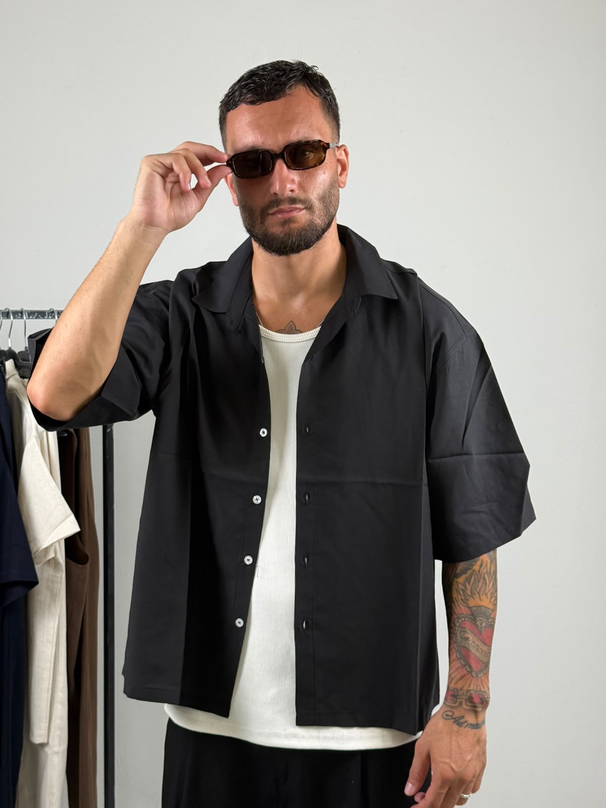 Camicia viscosa crop nera